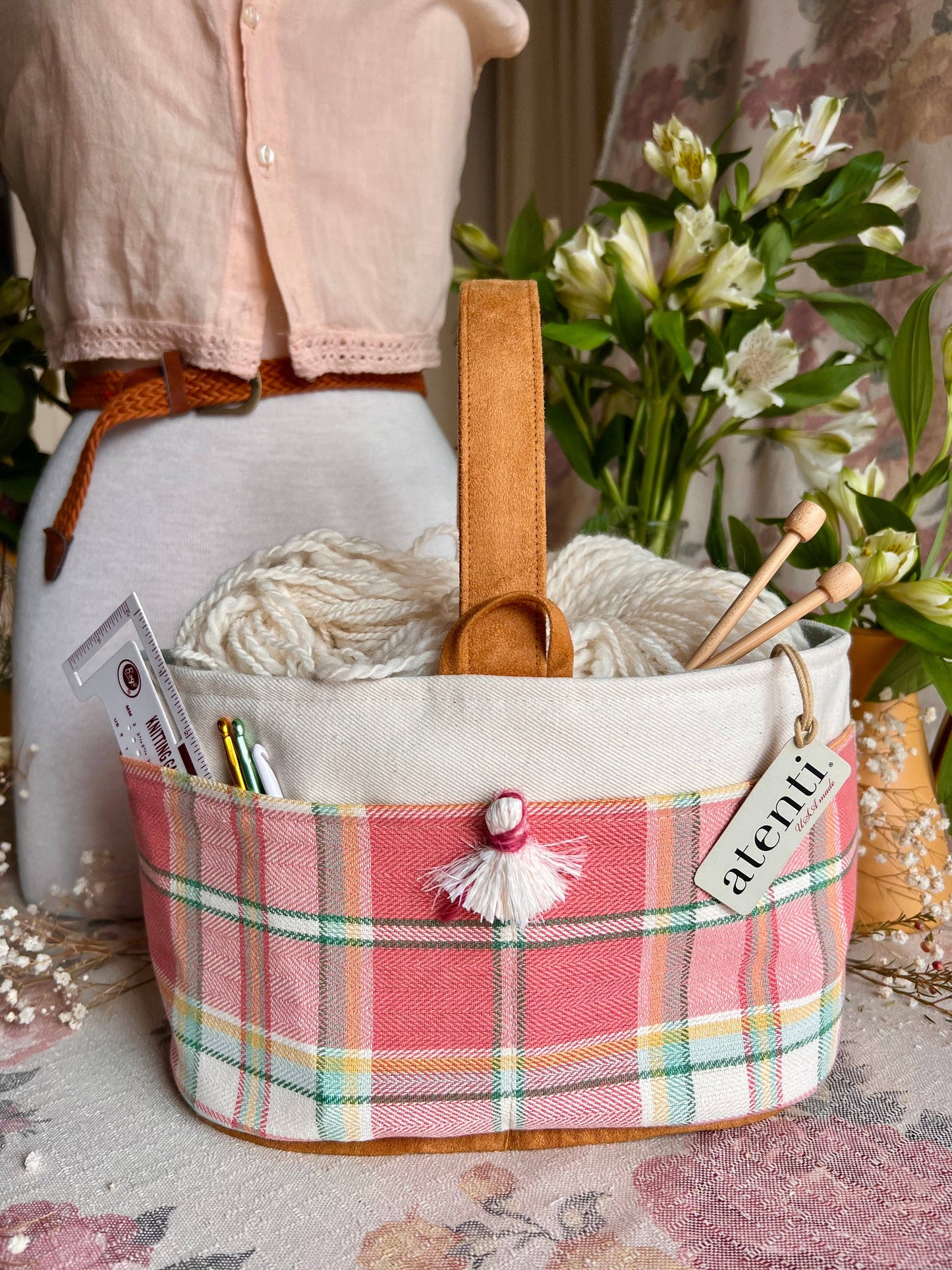Knitting and Crochet Organizer Project Bag, Bubblegum Caddy