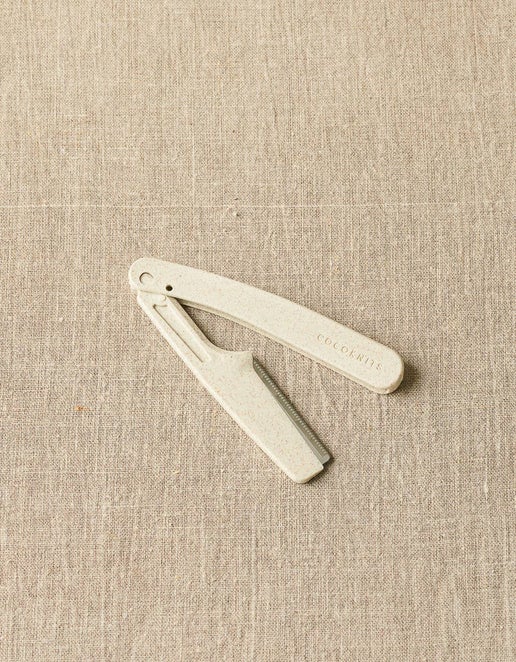 CocoKnits Fuzz Off Comb