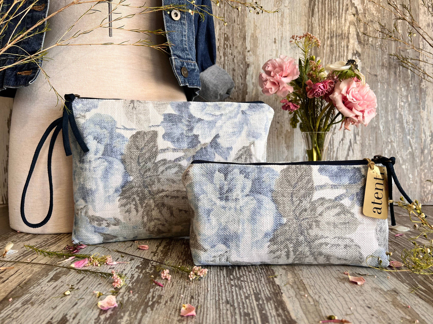 Jenny Grand Pouch
