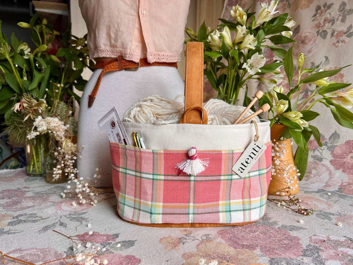 Knitting and Crochet Organizer Project Bag, Bubblegum Caddy