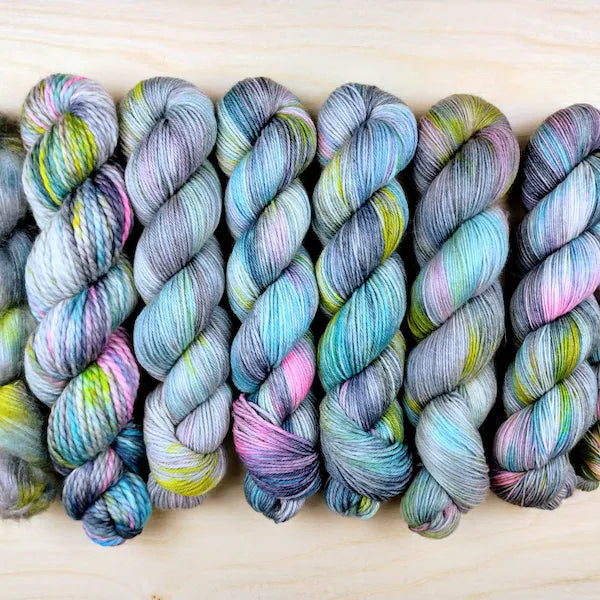 Blackbird Silky Blend Fingering