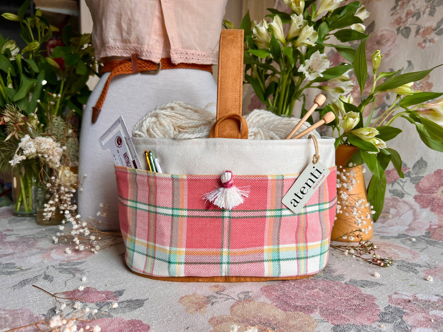 Knitting and Crochet Organizer Project Bag, Bubblegum Caddy