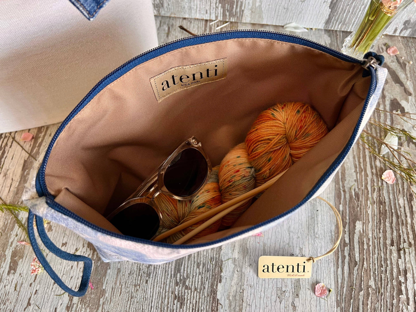 Jenny Grand Pouch
